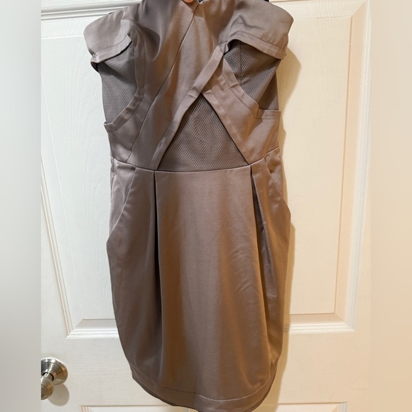 Elegant Sleeveless Mesh Cocktail Dress in Taupe - Picture 2 of 10